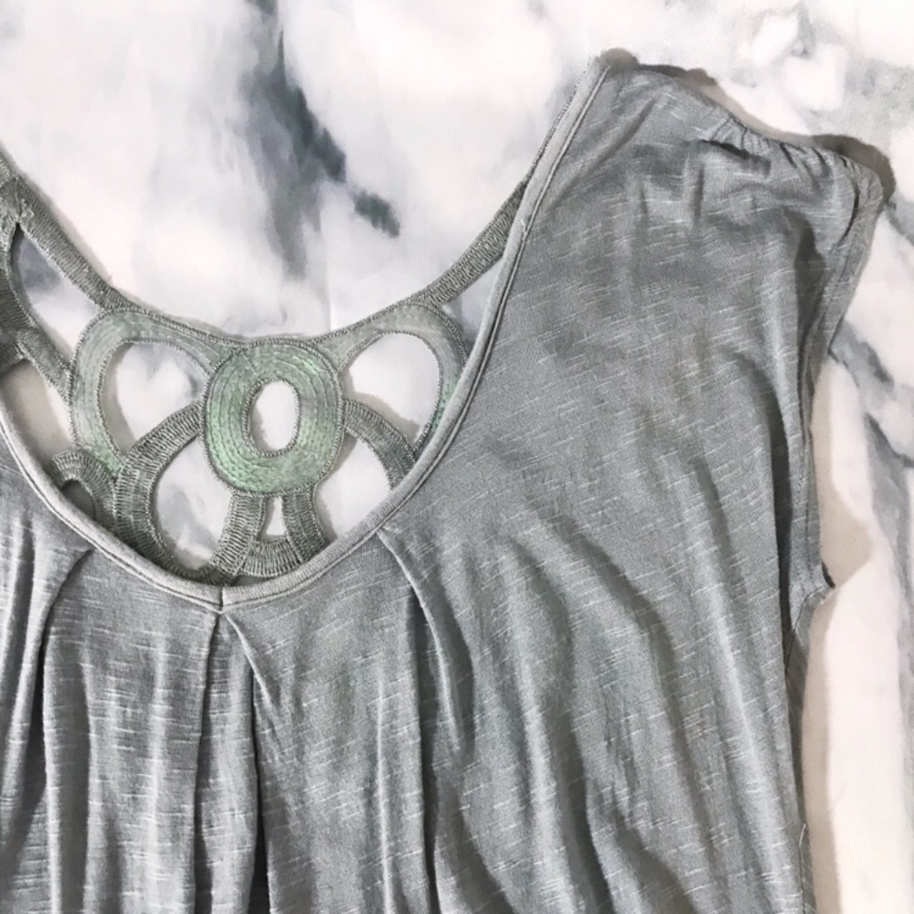 โจHPโจ THREADS Open Back Sequin Top Tunic Tee Small - Picture 4 of 9